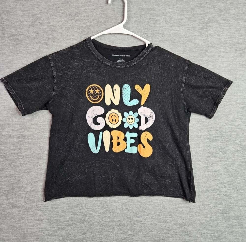 Caution to the Wind Only Good Vibes Mineral Wash Cropped Graphic T-Shirt - 10/M.